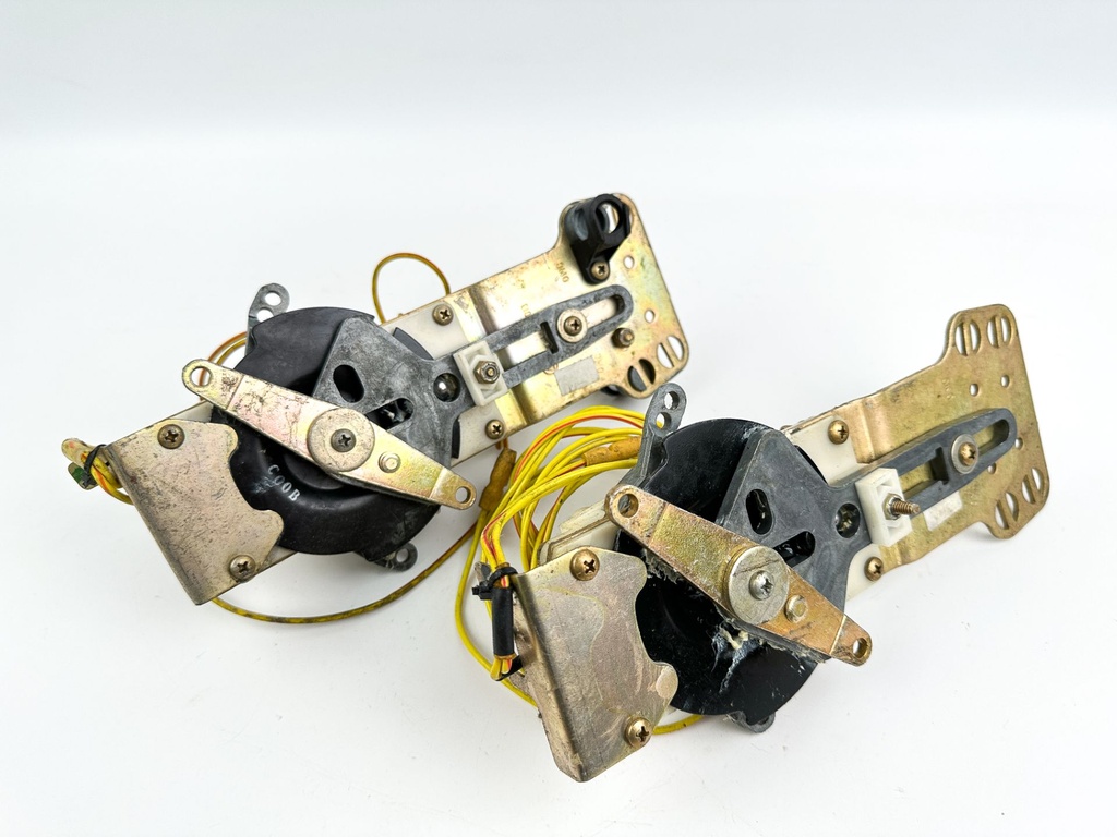 Johnson Evinrude Concealed Side Mount Remote Control Bracket Lot of 6 0176911