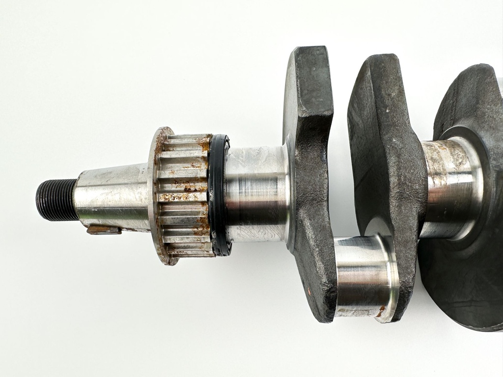 2018 Mercury 60 HP 4 Stroke Outboard Crankshaft 857077T02 OEM