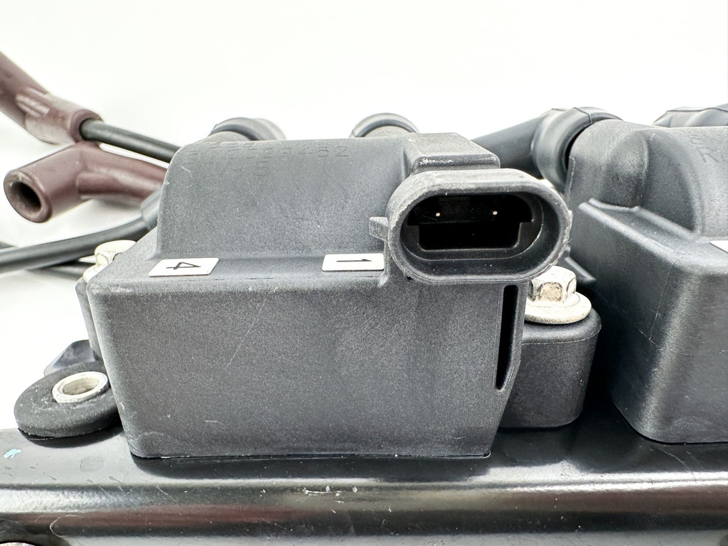 2018 Mercury 60 HP 4 Stroke Outboard Ignition Coil Set W/ Plate 8M0044991 OEM