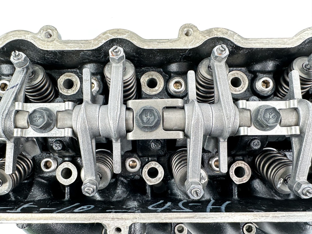 2018 Mercury 60 HP 4 Stroke Outboard Cylinder Head 8M0118175 OEM