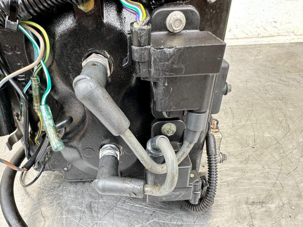 2000 Mercury 30 HP 2 Stroke Outboard Powerhead - Tested - Ready To Install