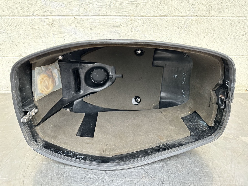 2018 Mercury 60 HP 4 Stroke Outboard Top Cowling 8M0118165 OEM