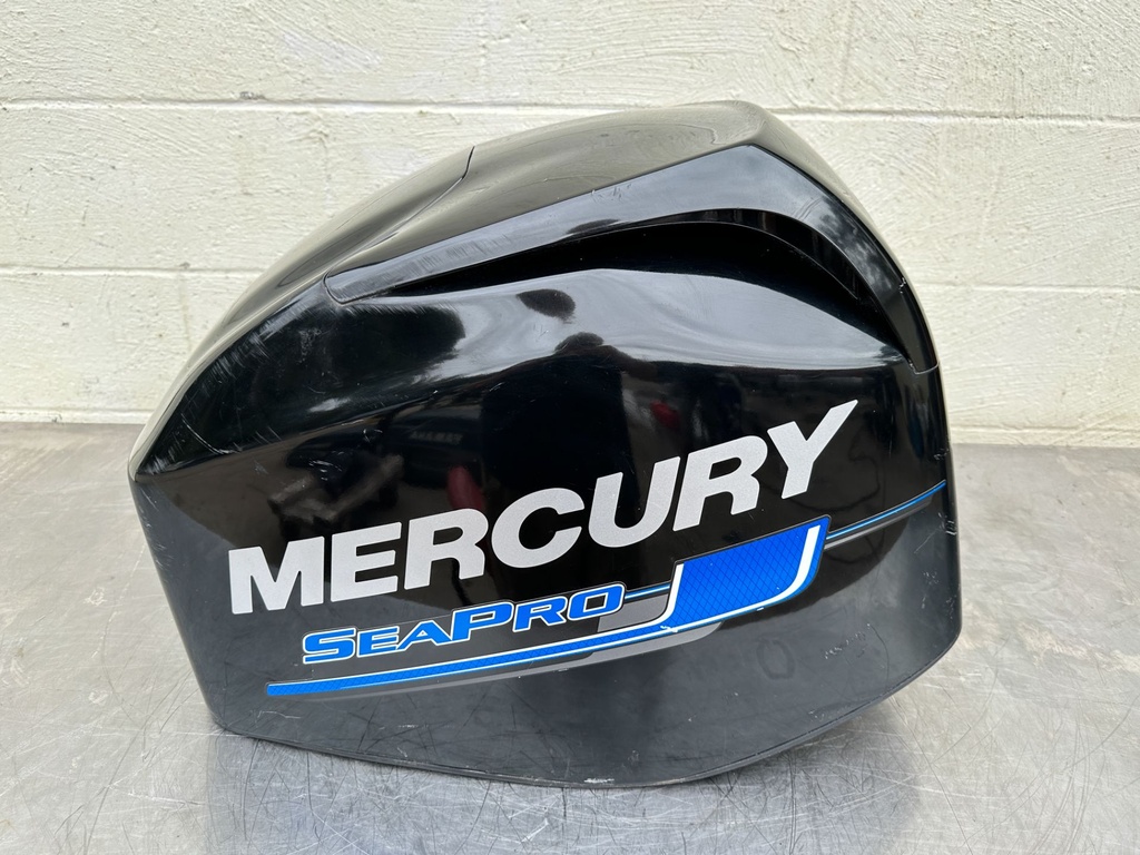 2018 Mercury 60 HP 4 Stroke Outboard Top Cowling 8M0118165 OEM