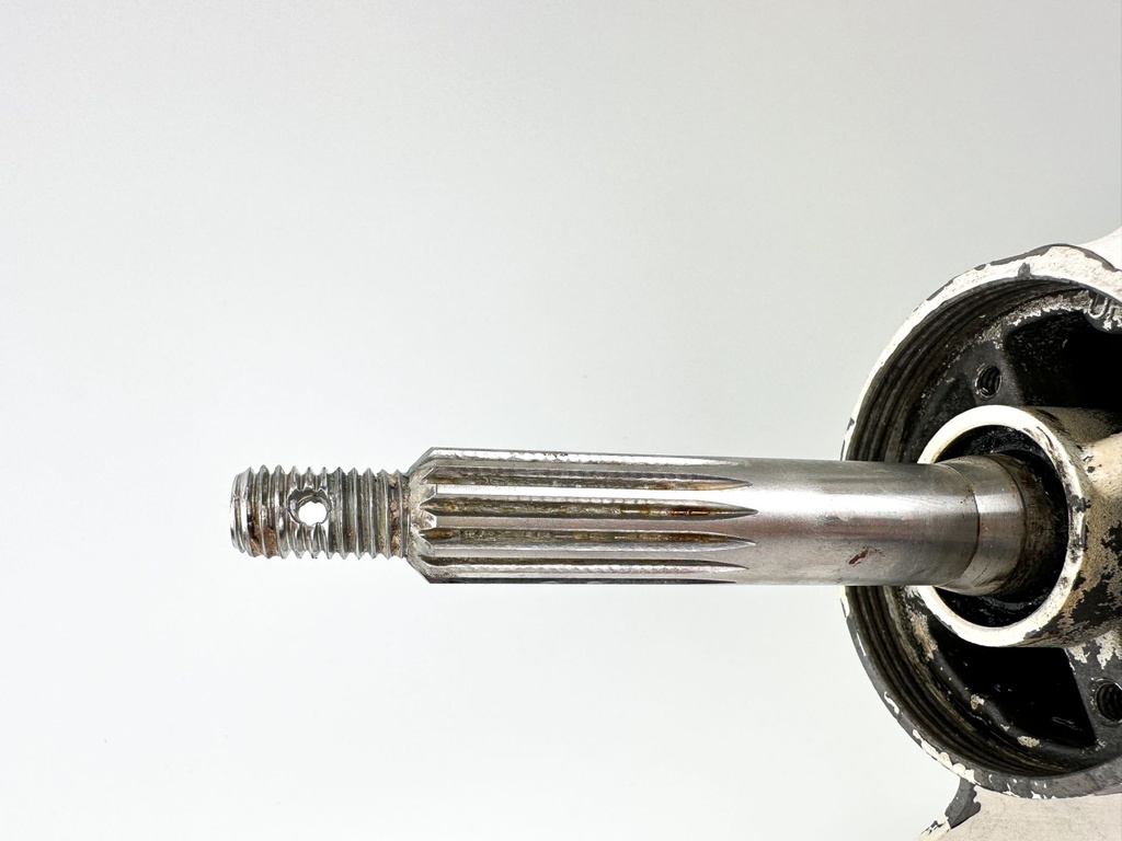 2013 Evinrude 30 HP 2 Stroke Outboard Lower Unit Gear Case 5008214 OEM