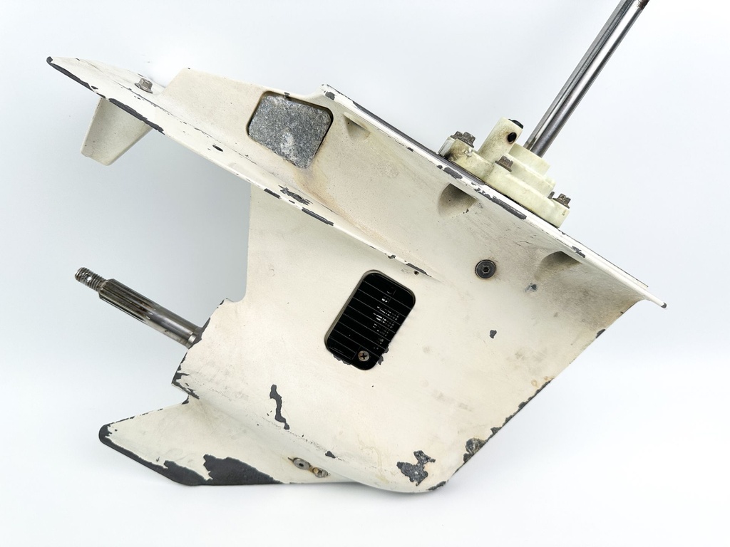 2013 Evinrude 30 HP 2 Stroke Outboard Lower Unit Gear Case 5008214 OEM