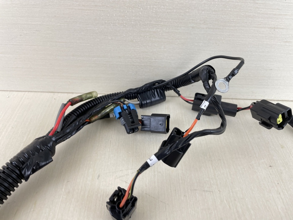 2000 Yamaha 40HP 4 Stroke Outboard Engine Wire Harness Assembly 67C-82590-10-00