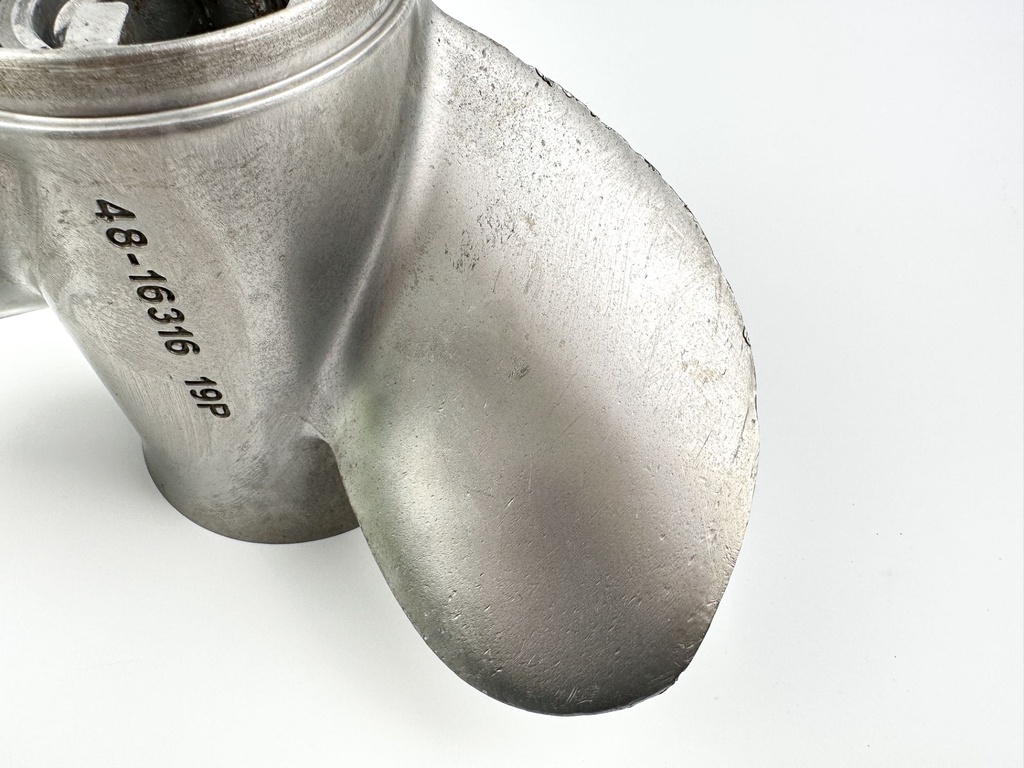 Mercury Vengeance Stainless Steel Propeller Prop 14" x 19P 3 Blade RH