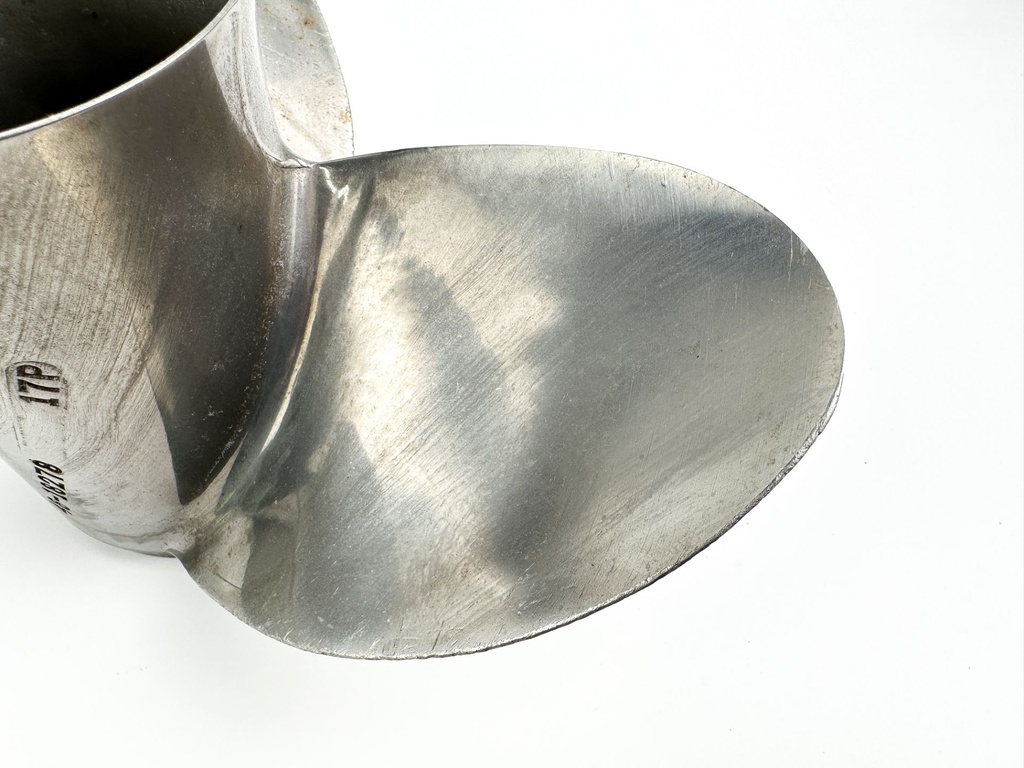 Mercury 48-18278A46 15 1/2 x 17 Propeller Outboard Engine Standard Rotation RH