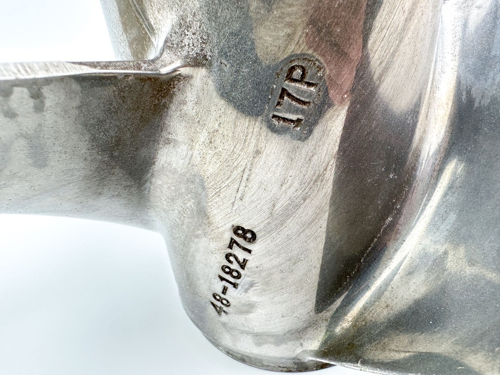 Mercury 48-18278A46 15 1/2 x 17 Propeller Outboard Engine Standard Rotation RH