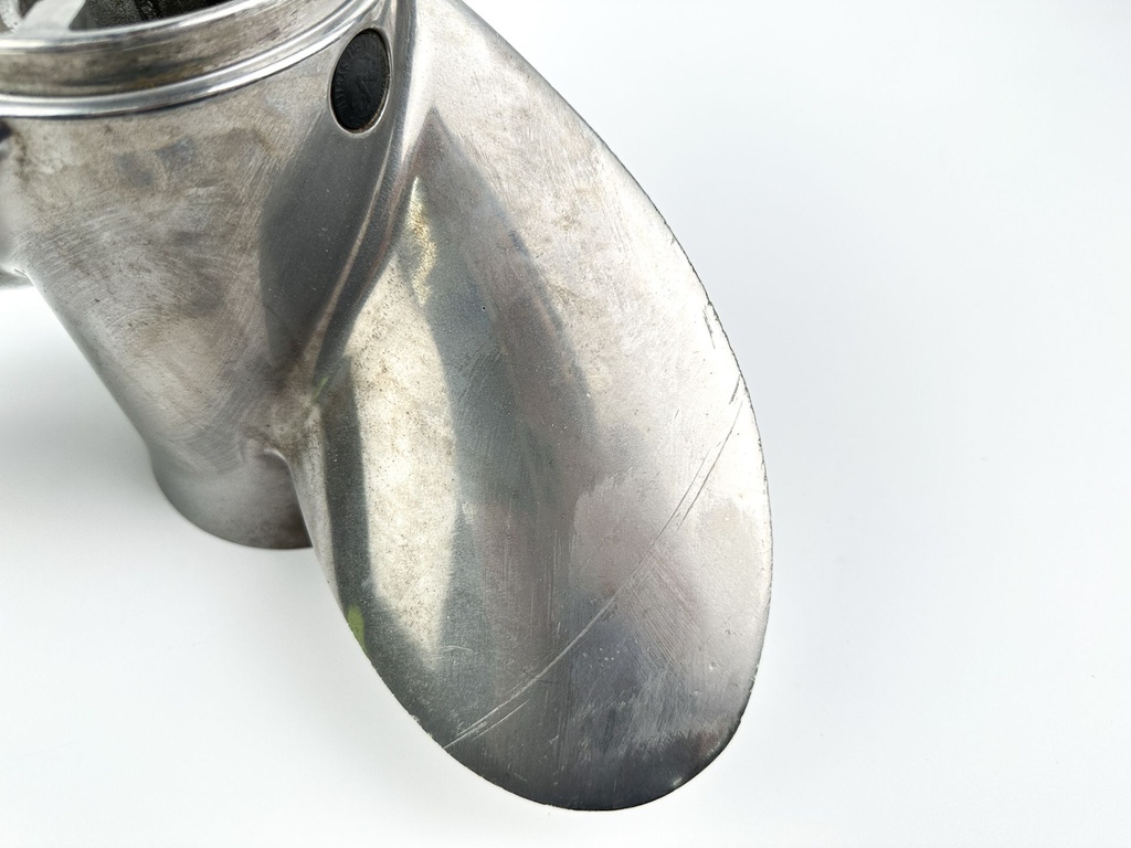 Mercury 48-18278A46 15 1/2 x 17 Propeller Outboard Engine Standard Rotation RH