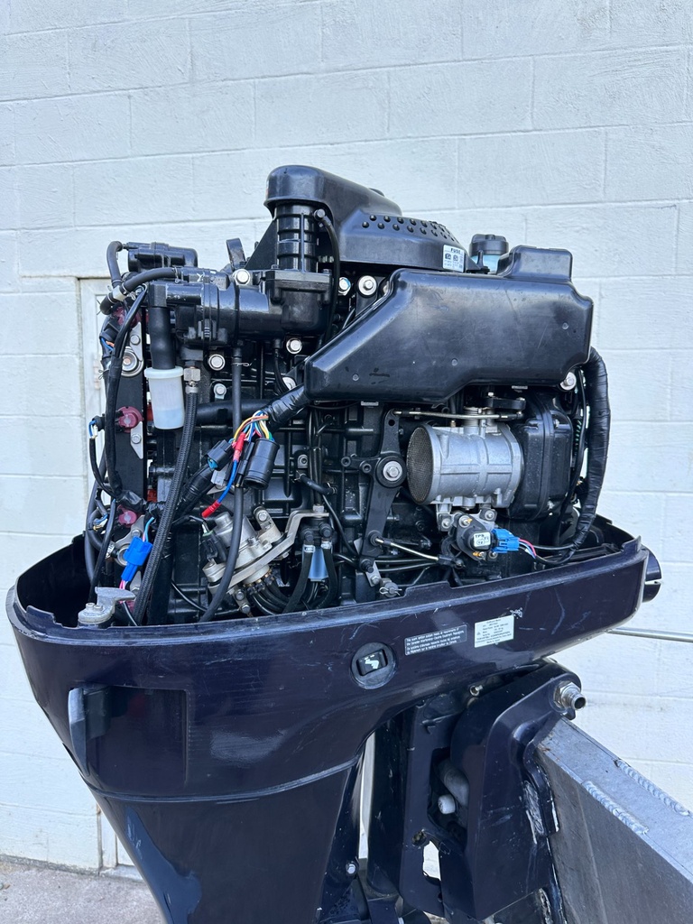 2016 Tohatsu 115HP 2 Stroke Outboard Engine W/ 25" XL Shaft