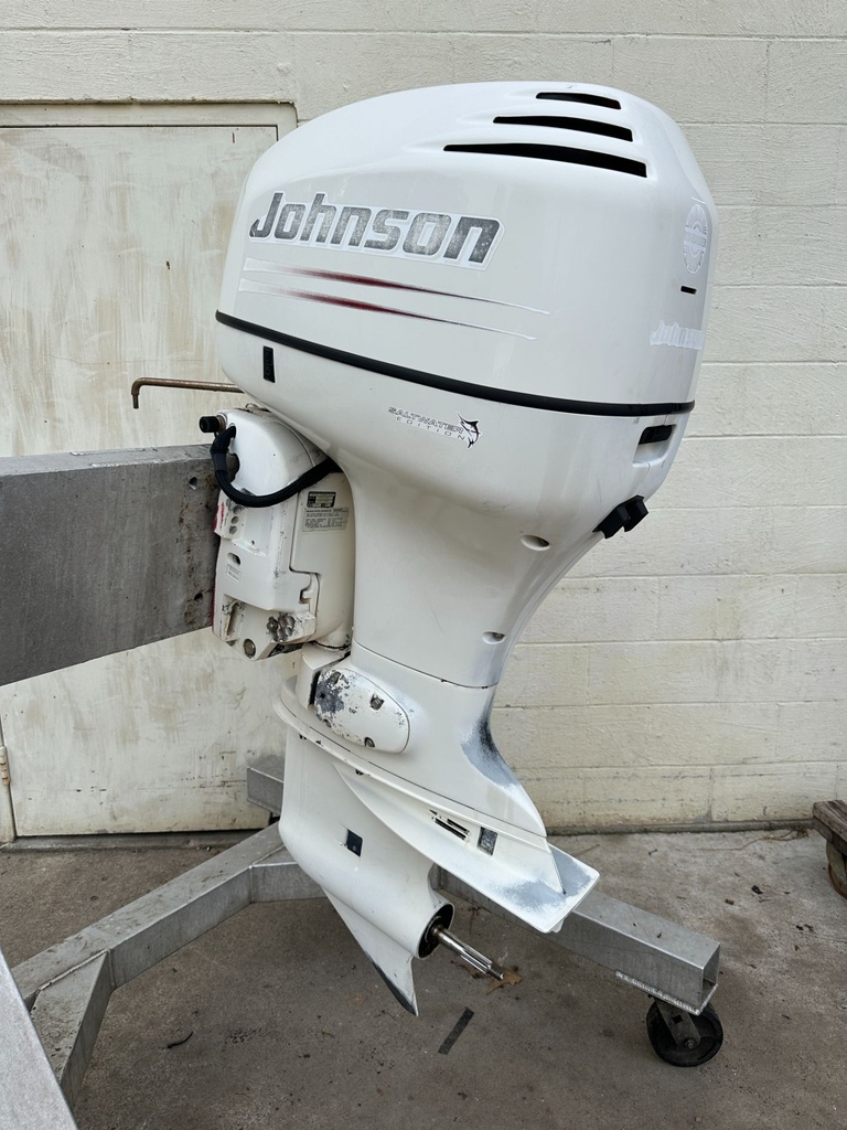 2005 Johnson 90HP 2 Stroke Outboard Engine W/ 20" Shaft - Needs Work