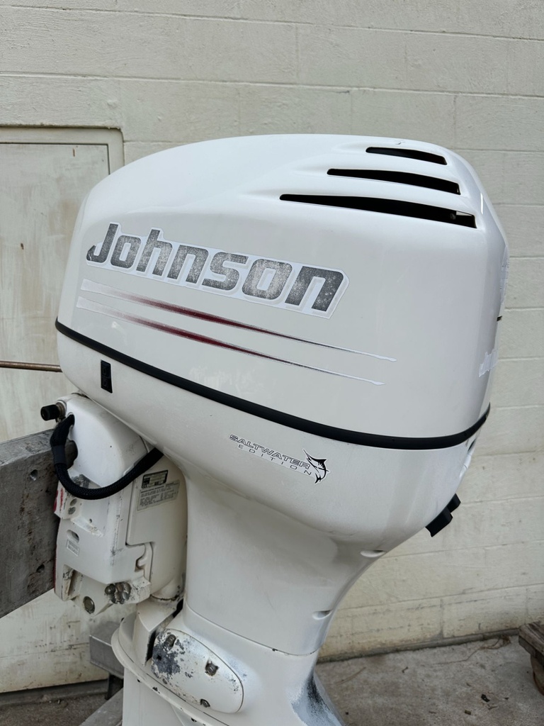 2005 Johnson 90HP 2 Stroke Outboard Engine W/ 20" Shaft - Needs Work