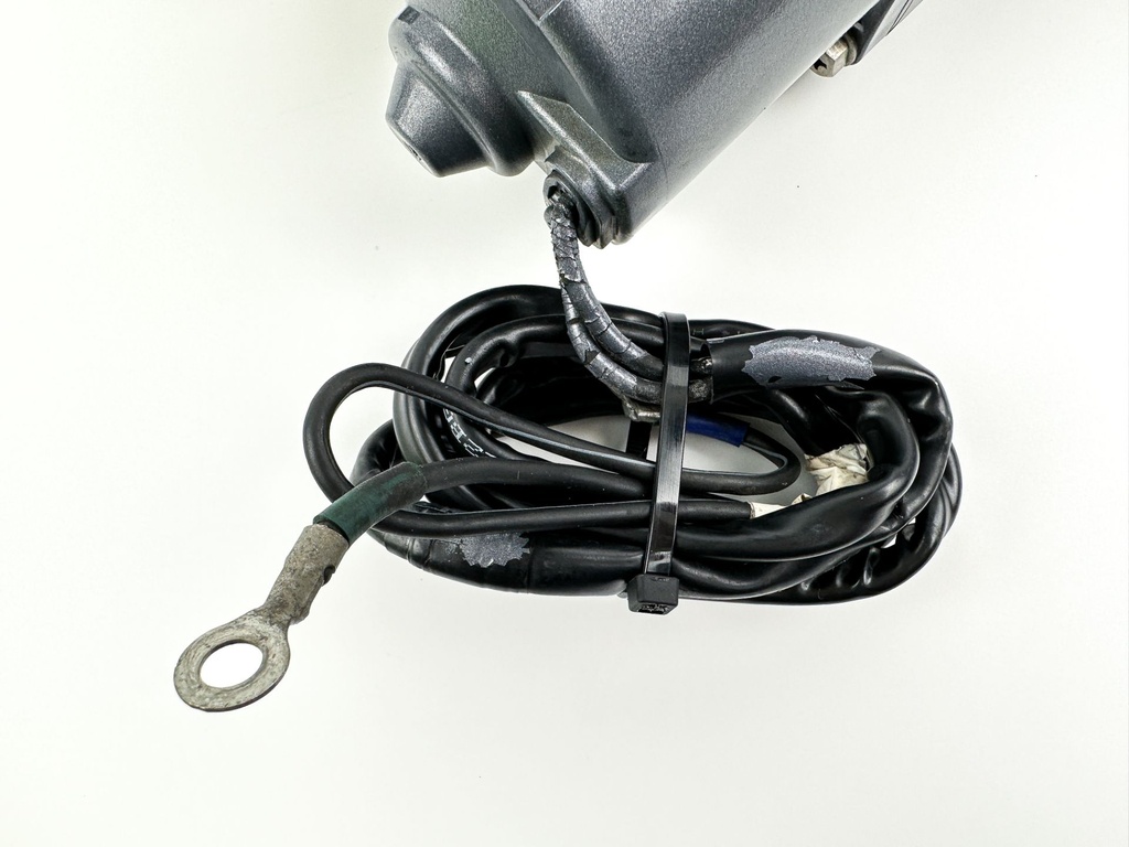 2004+ Yamaha F150 150HP 4 Stroke Outboard Power Trim Tilt Unit 63P-43800-00-4D