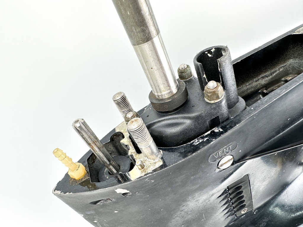 1980-1997 Mercury 40 45 50 HP 2 Stroke Outboard 20" Long Lower Unit