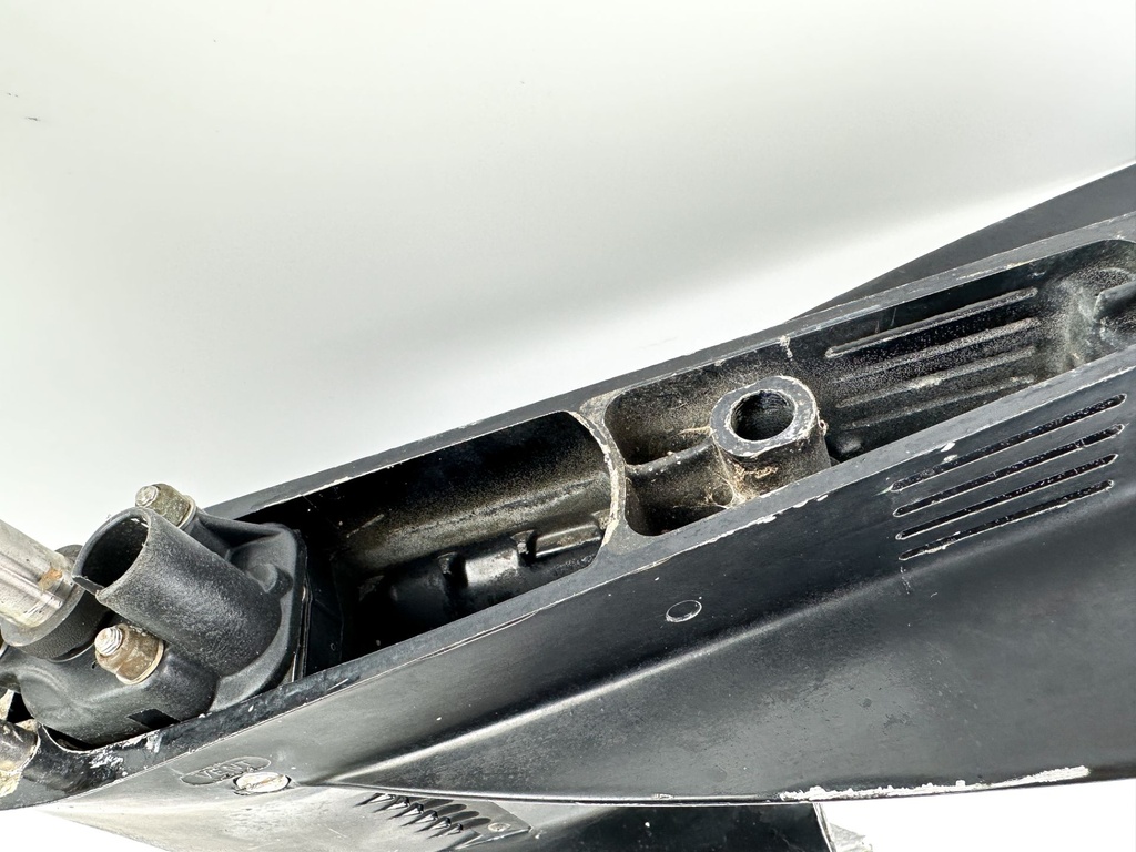 1980-1997 Mercury 40 45 50 HP 2 Stroke Outboard 20" Long Lower Unit