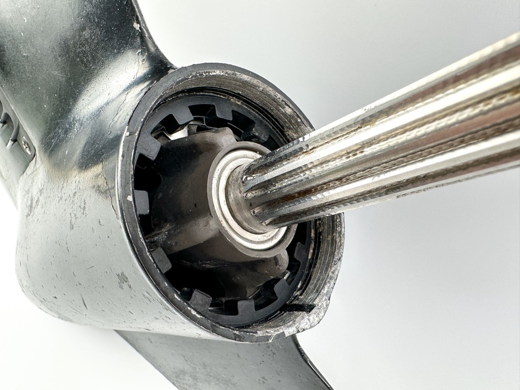 1980-1997 Mercury 40 45 50 HP 2 Stroke Outboard 20" Long Lower Unit