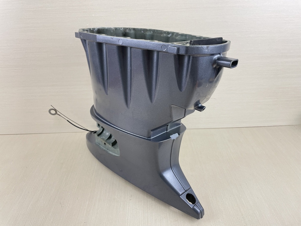 2000 Yamaha 40HP 4 Stroke Outboard Upper Casing Midsection 67C-45111-10-4D