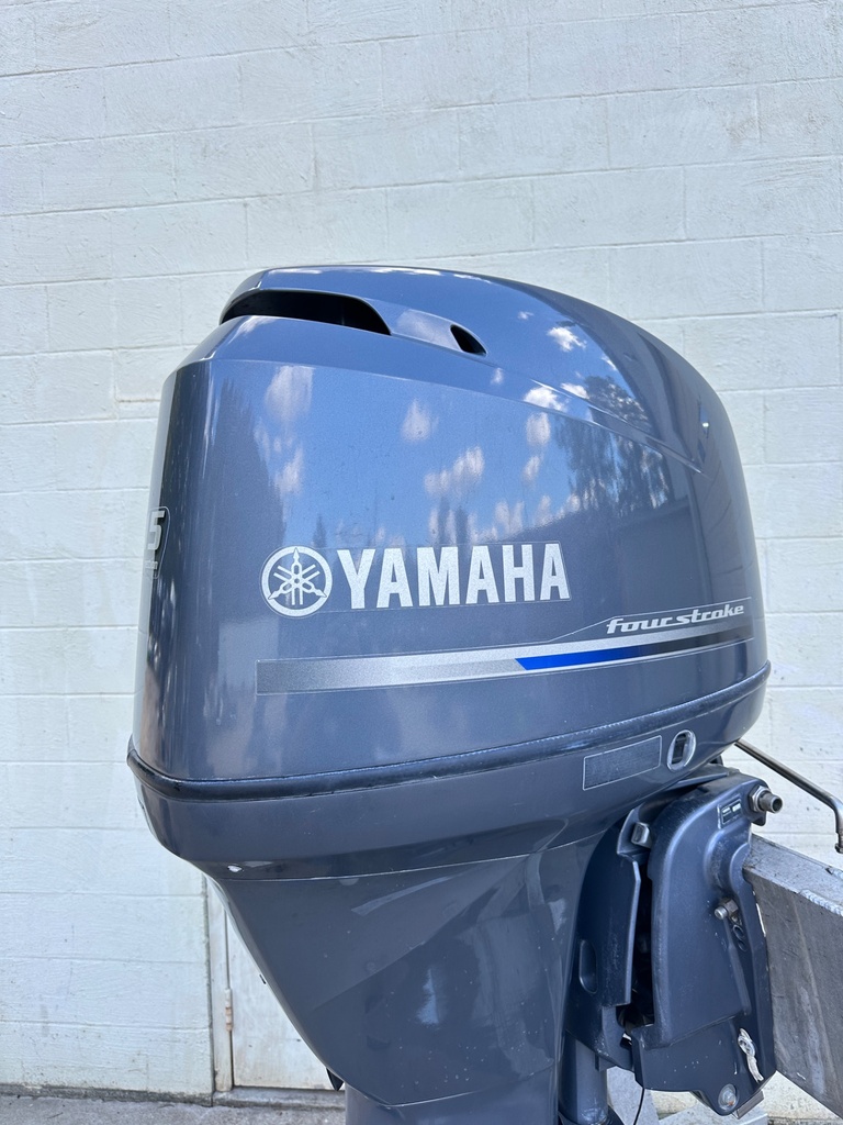 2012 Yamaha 115HP 4 Stroke Outboard W/ 25" Shaft - 330 Hours