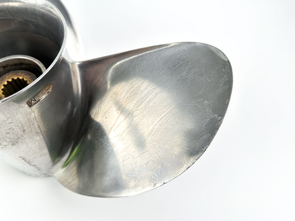 Yamaha Stainless Steel 3 Blade Prop Propeller 15 1/4" x 17P RH Standard