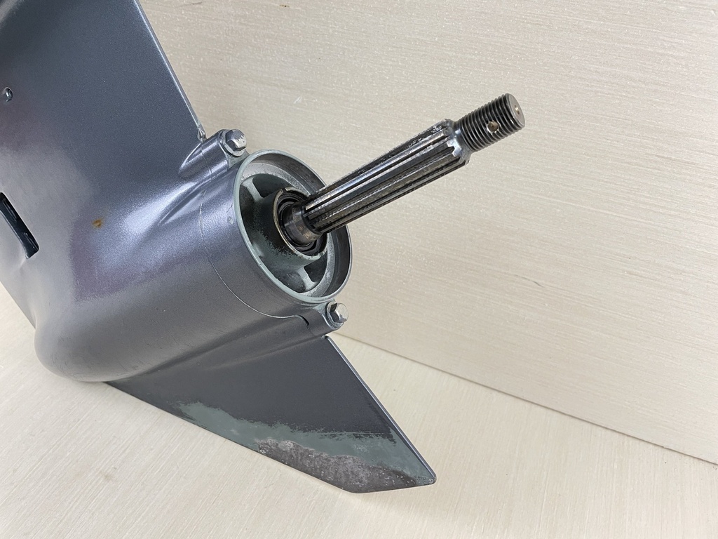 2009 Yamaha 50HP 2 Stroke Outboard 20" Long Lower Unit Gear Case 63D-45300-14-8D