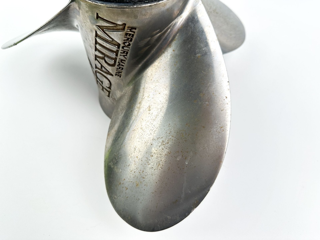 Mercury 15 1/2 x 17 Propeller Outboard Engine Standard Rotation RH 48-18278