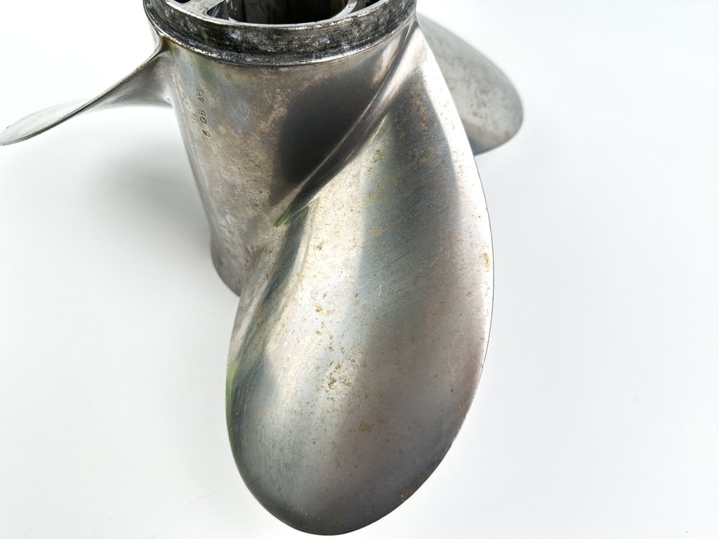 Mercury 15 1/2 x 17 Propeller Outboard Engine Standard Rotation RH 48-18278