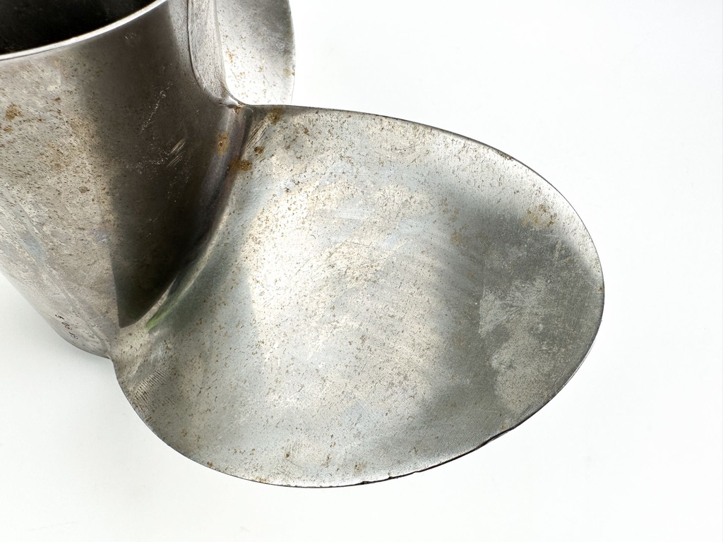 Mercury 15 1/2 x 17 Propeller Outboard Engine Standard Rotation RH 48-18278