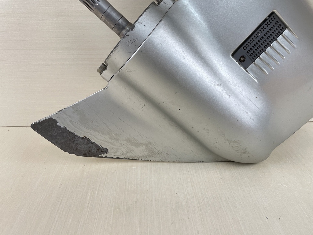 2001 Honda 90HP 4 Stroke Outboard 25" XL Lower Unit Gear Case RH 41100-ZW1-B40ZA