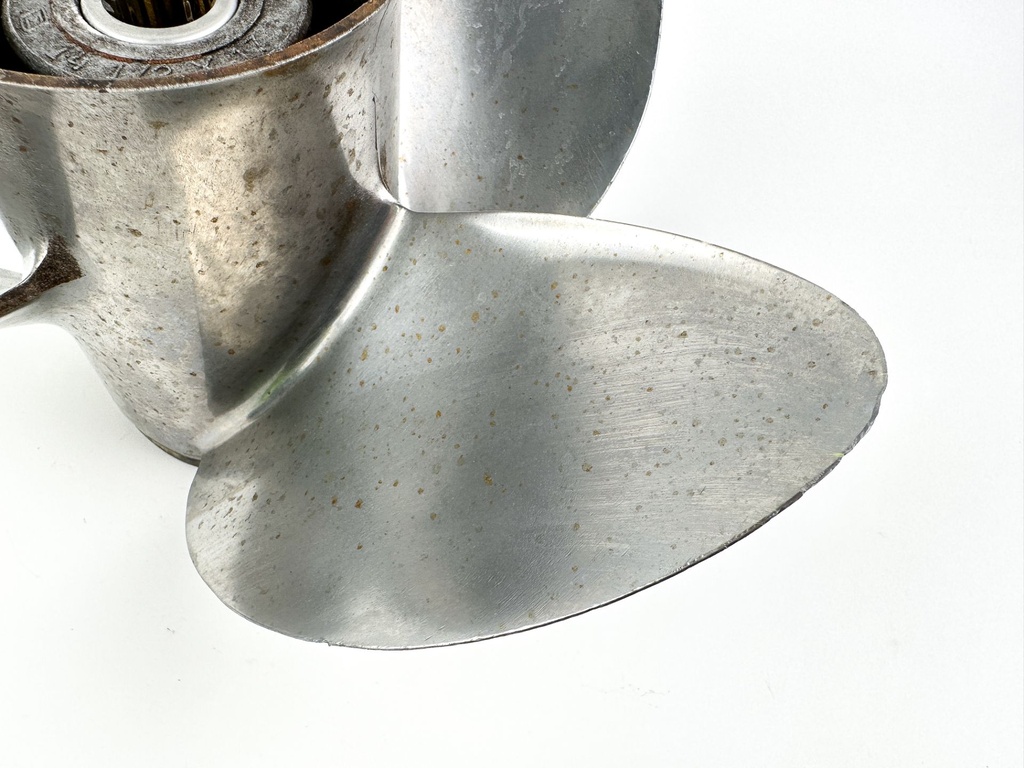 Evinrude Johnson Stainless Renegade Propeller Prop 14 1/2 x 17 Right Hand