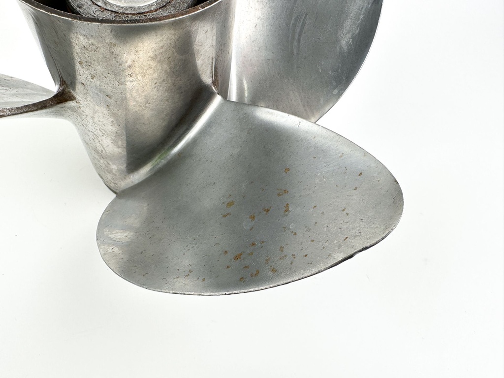 Evinrude Johnson Stainless Renegade Propeller Prop 14 1/2 x 17 Right Hand