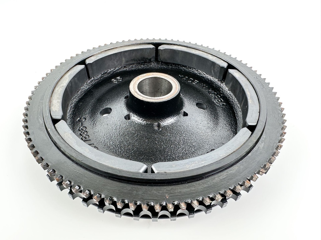 2004 Mercury 60 HP 4 Stroke Outboard Flywheel 877836T2 OEM