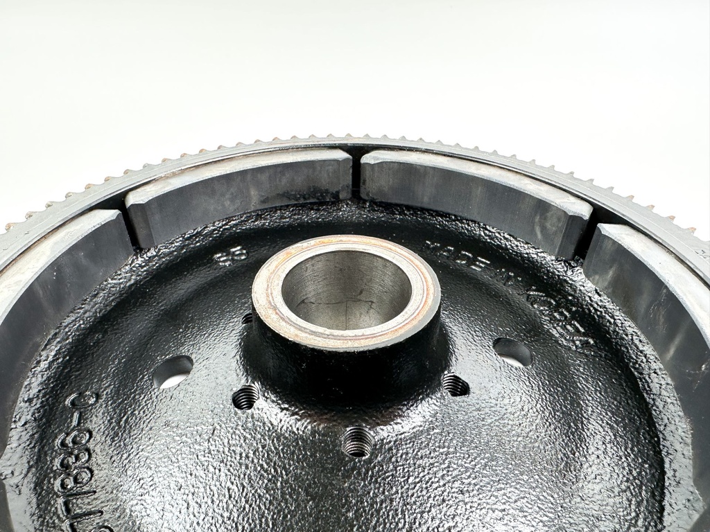 2004 Mercury 60 HP 4 Stroke Outboard Flywheel 877836T2 OEM