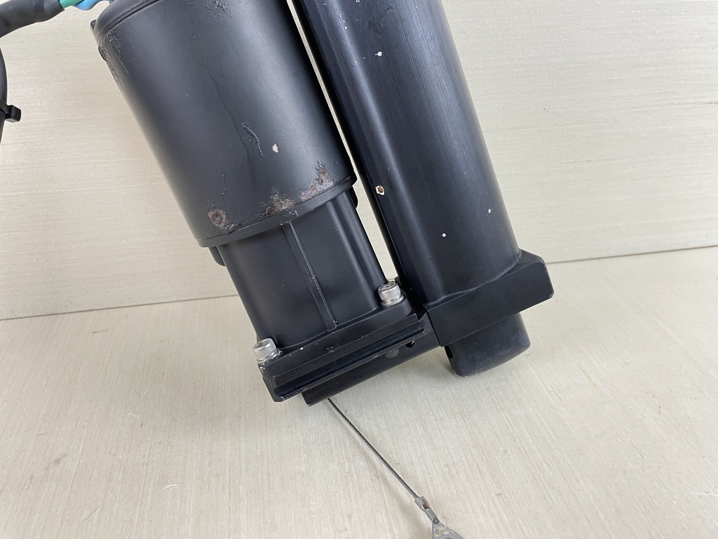 2005 Mercury 40HP 4 Stroke Outboard Power Trim Tilt Unit Assembly 8M0055006