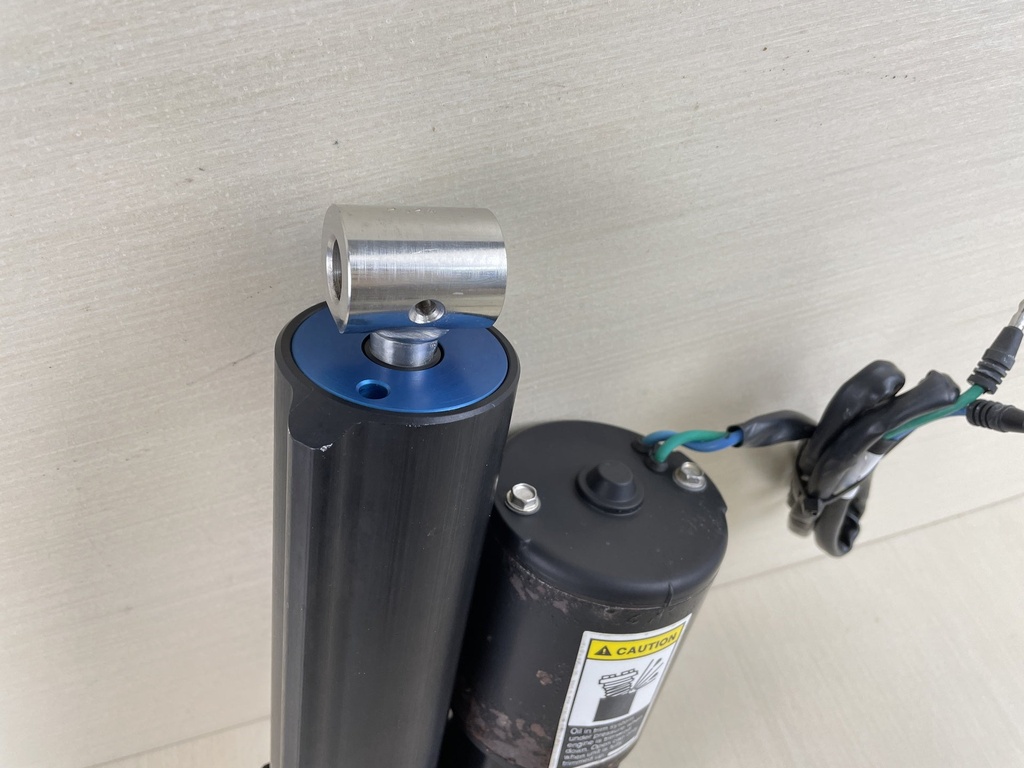 2005 Mercury 40HP 4 Stroke Outboard Power Trim Tilt Unit Assembly 8M0055006