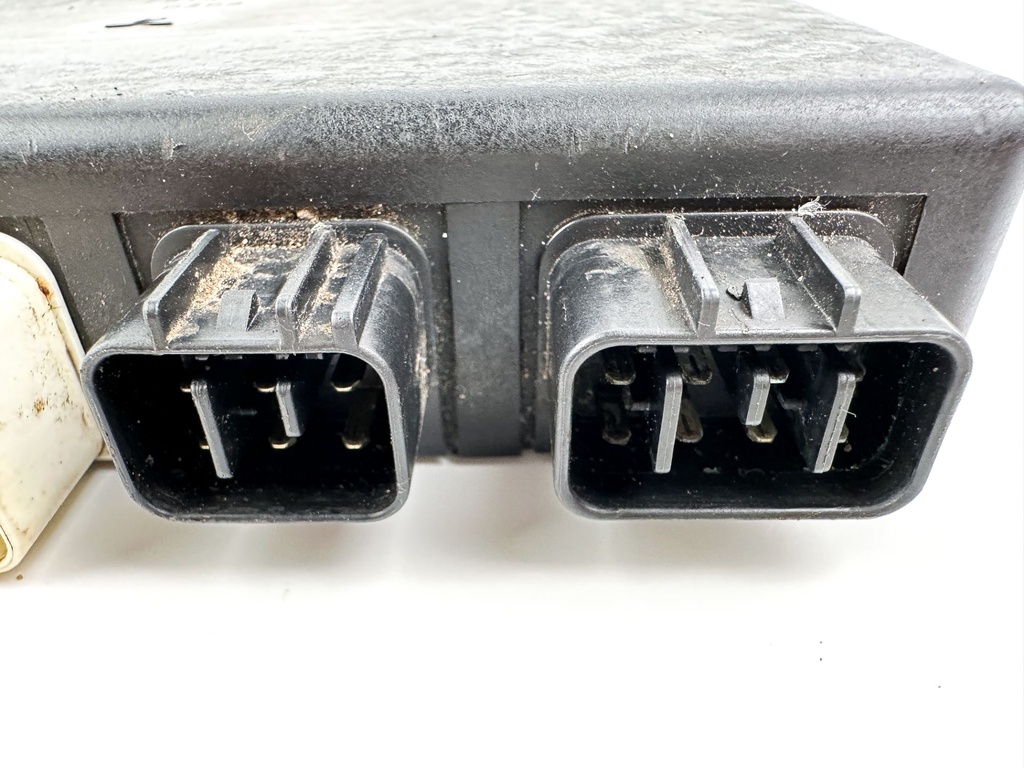 2000 Suzuki 70 HP 4 Stroke Outboard Engine Control Unit ECU 33920-99E14 OEM