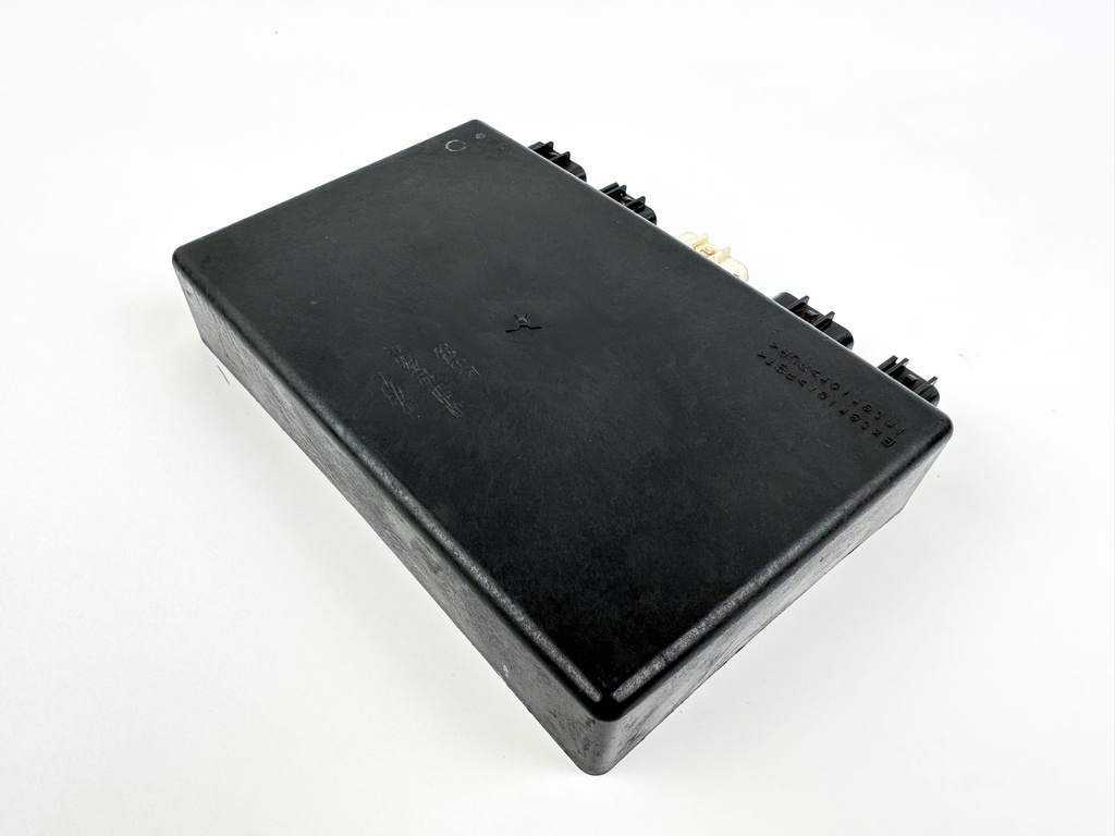 2000 Suzuki 70 HP 4 Stroke Outboard Engine Control Unit ECU 33920-99E14 OEM