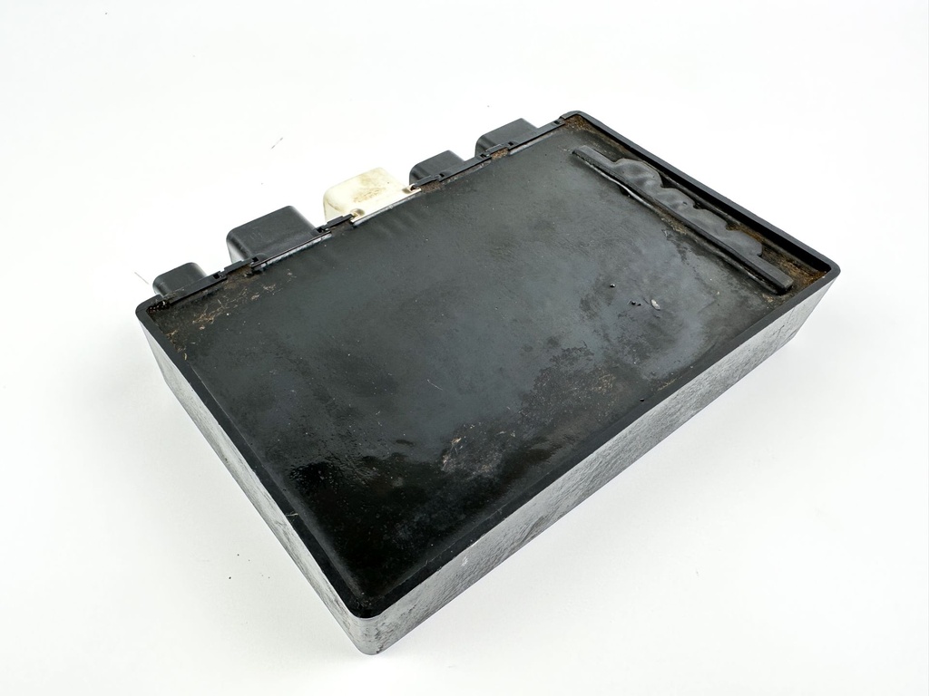 2000 Suzuki 70 HP 4 Stroke Outboard Engine Control Unit ECU 33920-99E14 OEM