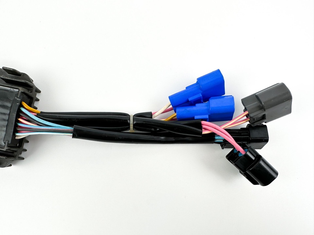 2004 Yamaha 225 HP 4 Stroke Outboard Drive Unit Assembly 69J-83306-01-00 OEM