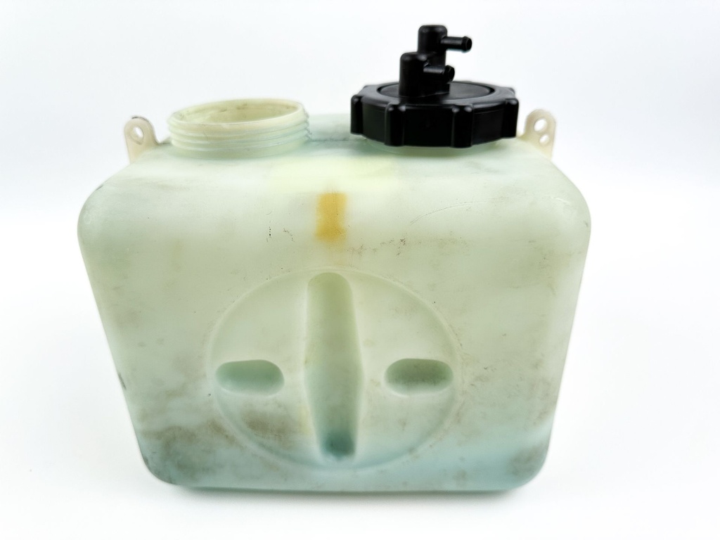 Mercury Marine Outboard 6 Quart Oil Tank