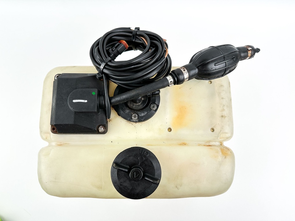 Evinrude Johnson 2 Stroke Remote Oil Supply Tank 3 Gallons