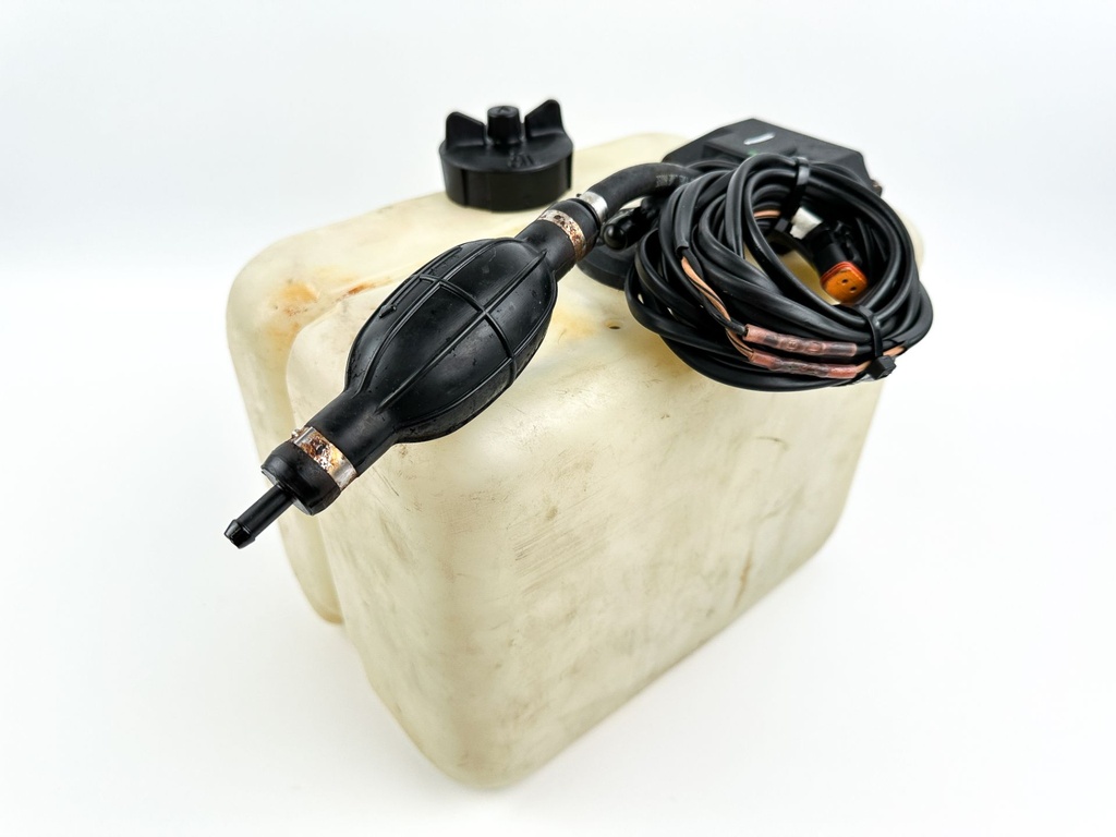 Evinrude Johnson 2 Stroke Remote Oil Supply Tank 3 Gallons