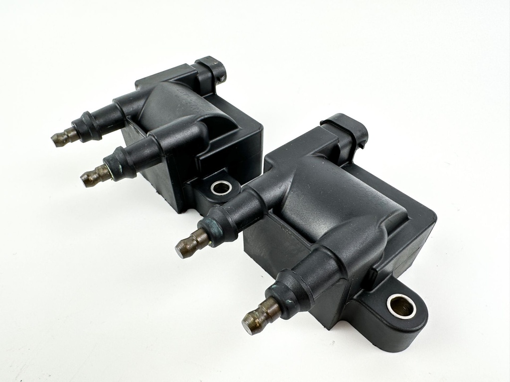 2015 Mercury 90 HP 4 Stroke Outboard Ignition Coil Set 8M0044991 OEM