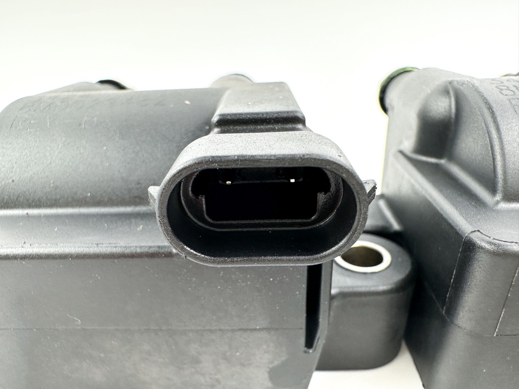 2015 Mercury 90 HP 4 Stroke Outboard Ignition Coil Set 8M0044991 OEM