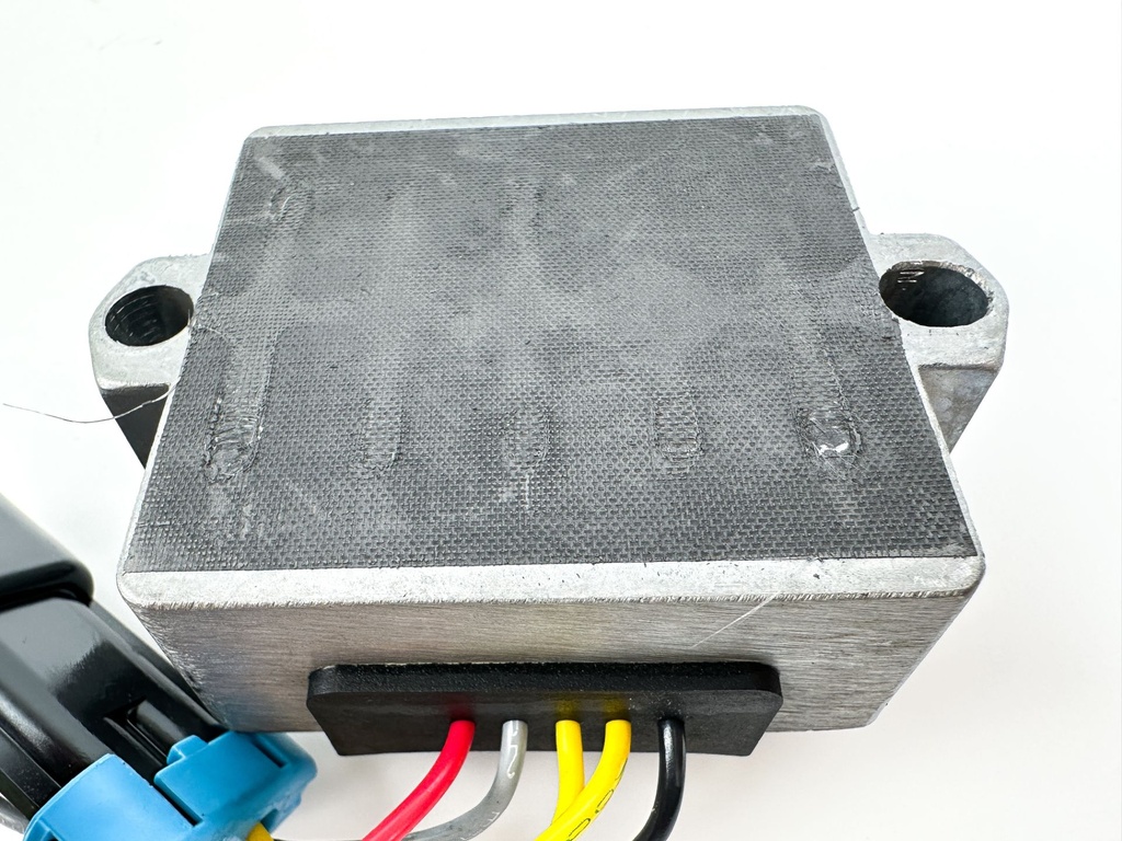 2007 Mercury 60 HP 4 Stroke Outboard Rectifier & Regulator 893640T01 OEM