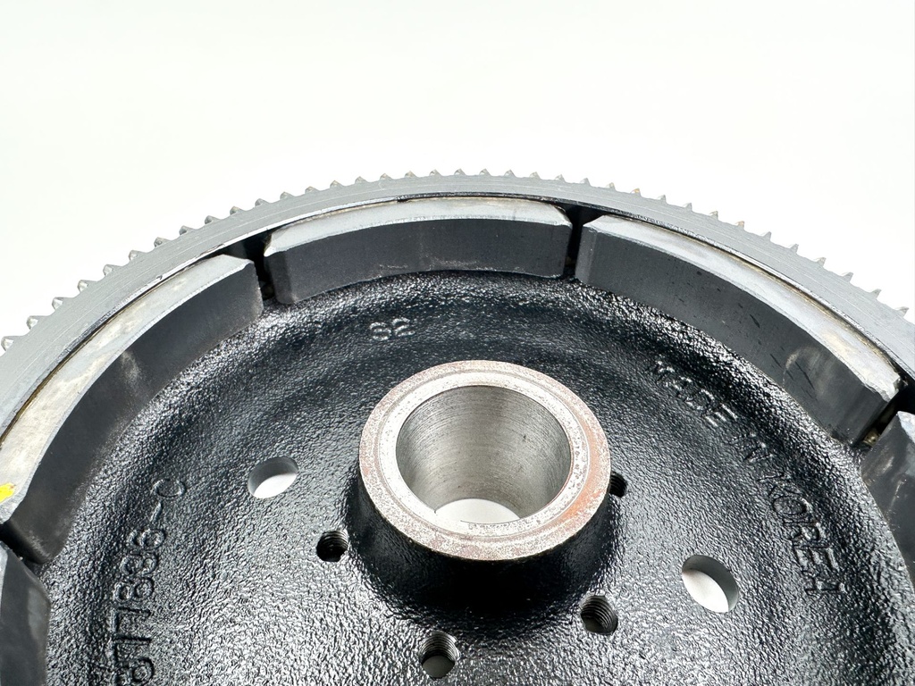 2007 Mercury 60 HP 4 Stroke Outboard Flywheel 877836T05 OEM