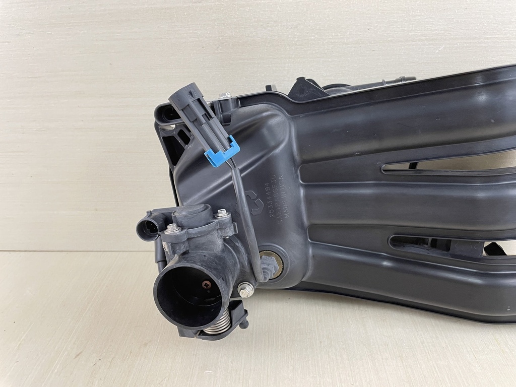 2005 Mercury 40HP 4 Stroke Outboard Intake Manifold Assembly With Fuel System Complete 