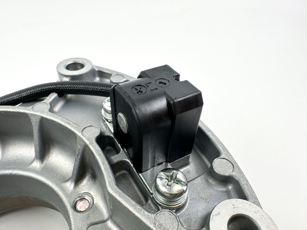 2012 Yamaha 115 HP 4 Stroke Outboard Coil Pulser Base Stator Assembly 68V-81460-00-00 OEM