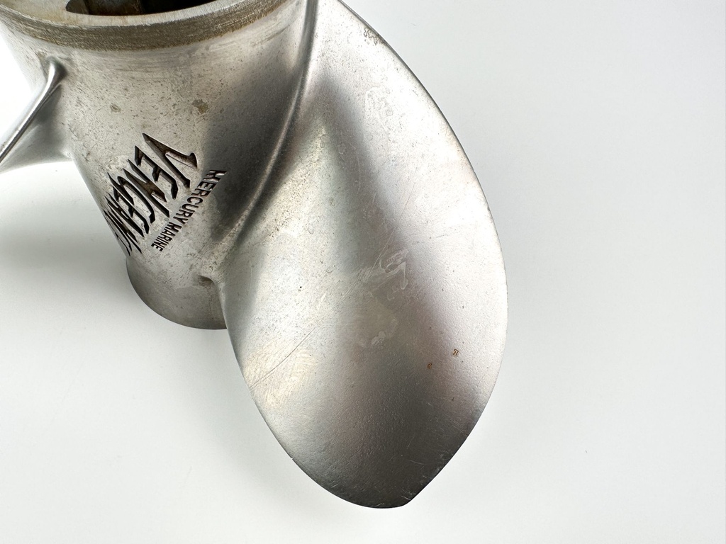 Mercury Marine Vengeance Propeller 3 x 13 3/8'' x 14P RH 48-17314 14P