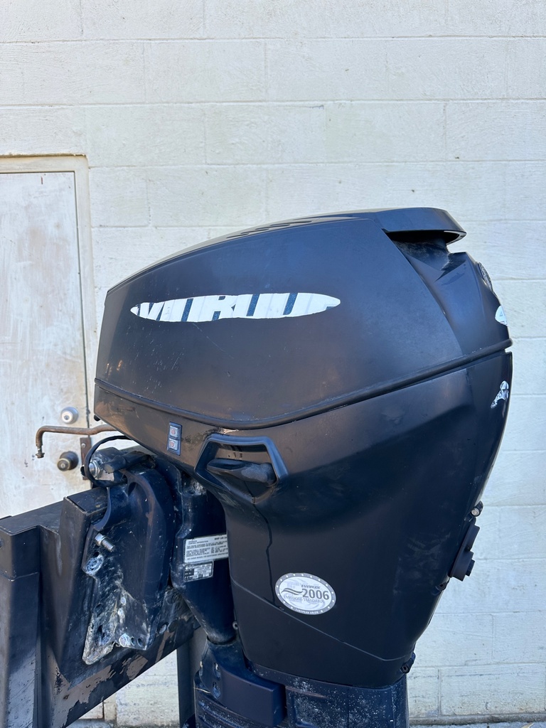 2007 Evinrude Etec 40HP 2 Stroke Outboard Engine W/ 20" Shaft Needs Work